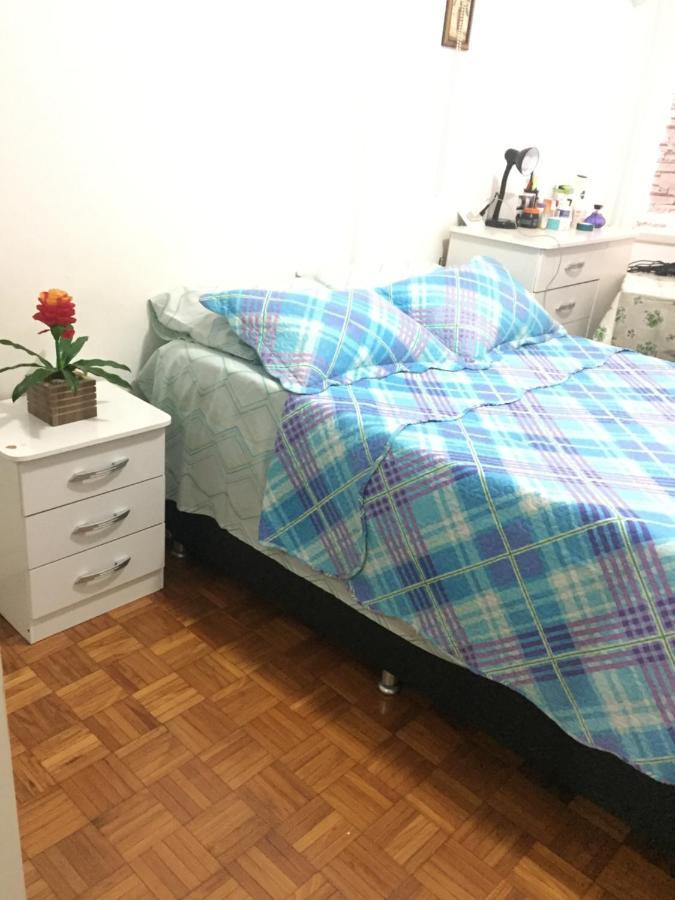 Rua Bolivar, Nº 154, Copacabana - Apartamento Para Temporada, Perto Da Praia * Rio de Janeiro