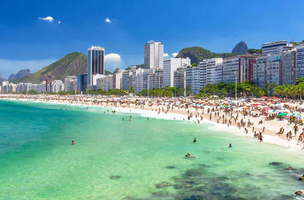 Rua Bolivar, Nº 154, Copacabana - Apartamento Para Temporada, Perto Da Praia Apartment