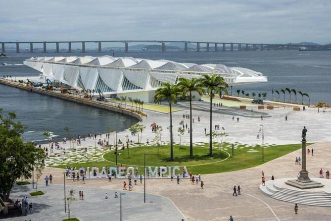 Rua Bolivar, Nº 154, Copacabana - Apartamento Para Temporada, Perto Da Praia Apartment *