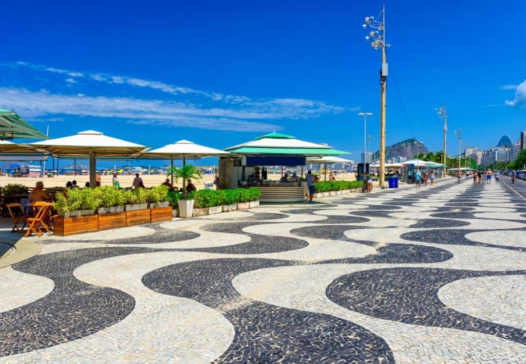 Rua Bolivar, Nº 154, Copacabana - Apartamento Para Temporada, Perto Da Praia Apartment *